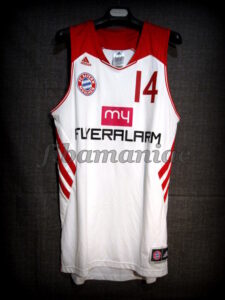 2014 BBL Champions Bayern Munich Nihad Djedovic Jersey - Front