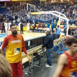I could to say Nikola signed me a jersey in this moment ... really he signed me the jersey the day before but I had to talk with Pau so I hadn't time to take a picture with Nikola for caught Pau.