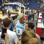 This is Ragnar. The reserve center of Iceland. The crowd laughed of his basketball skills ... so this was his moment of glory. I asked him his jersey ... He said me "we talk in the last game" ... And it was true, but he already hadn't the jersey in that moment.