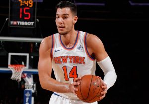 Willy Hernangómez in action with the Knicks