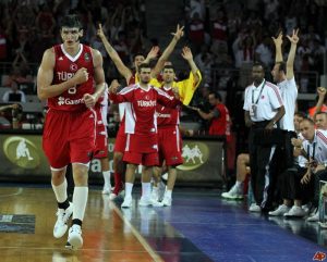 Ilyasova in action with the jersey