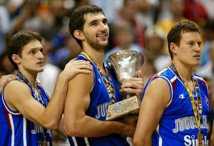 Peja with the World Cup trophy