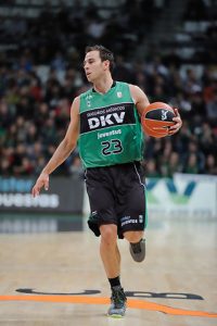 English in action with the jersey