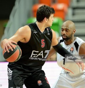 Gentile in action with the jersey