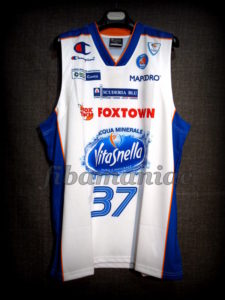 2015 LEGA Quarterfinals Pallacanestro Cantù Ron Artest Jersey - Front