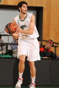 Abrines won the 2011 U18 Eurobasket MVP so Unicaja gave him the chance to debut with the first team wearing this jersey
