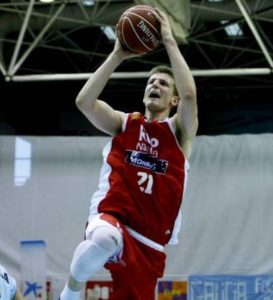 Waczynski in action with the jersey