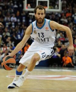 Sergio Rodríguez wearing the jersey at the 2013 Euroleague Final Four