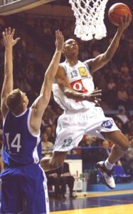 Diaw in action with the jersey in 2003. Pau Orthez was French League and French Cup champion and Boris was named French MVP