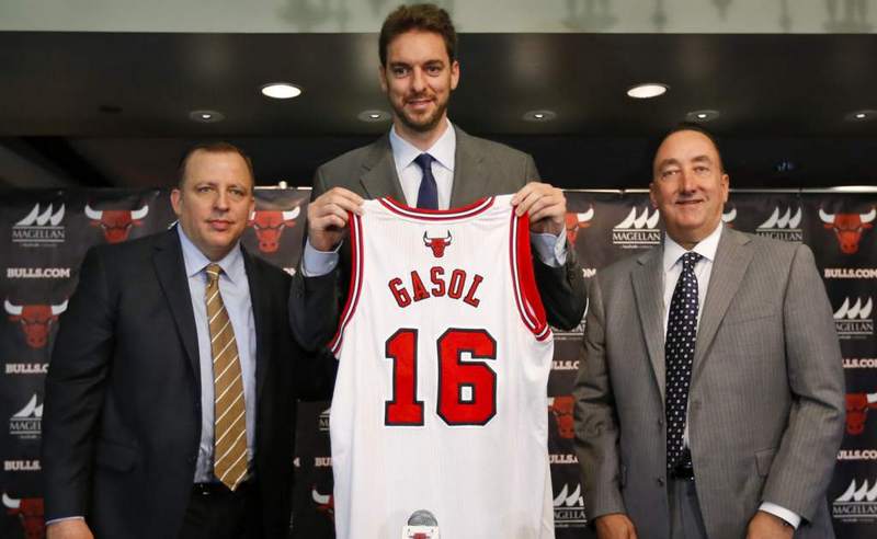 Pau Gasol during his public appearance with the Chicago Bulls
