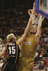 Pau Gasol wearing the jersey during the 2007 "Ruta Ñ"