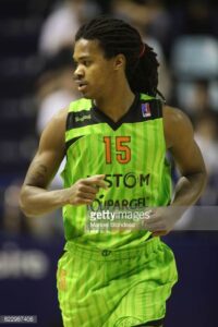 Mickaël in action with the jersey