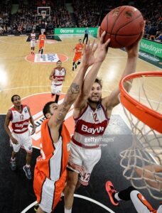 Maxi Kleber wearing the jersey during an Eurocup game the next season