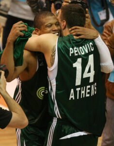 Pekovic in action with the jersey