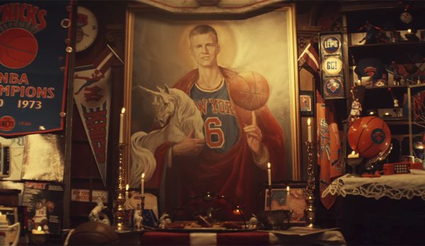 Despite the boos in the draft night "Porzingod" gave back the hope to the knickerbockers since his first games. Too beautiful to be true. Only three years later KP left New York and now all this is history