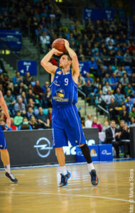 Rautins in action with the jersey during the 2013/2014 preseason