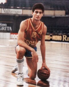 Villacampa led the Spain NT in scoring in several international tournaments. He has the scoring record in a single game with 48 points (1990 World Cup)