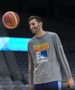Rudy Fernández wearing the item during the 2015 Eurobasket