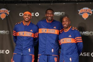 Billups arrived to Knicks in the "Melo trade". They joined to Amare Stoudemire in order to build a big-three without success. I remember a great game in Miami during the regular season but the Knicks were swept in first round. Chauncey left the Knicks that summer